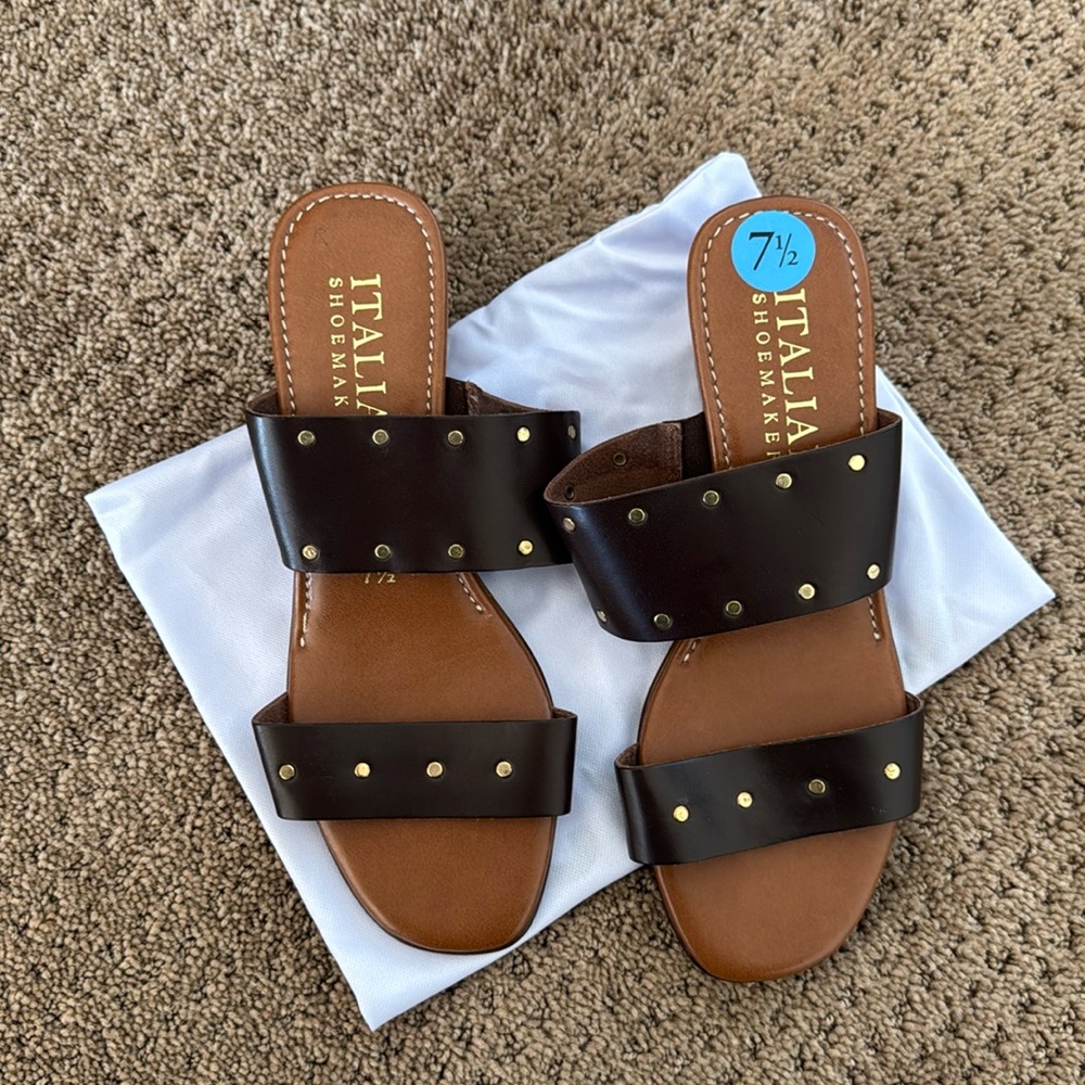 Italian Shoemakers Gold and Brown Elegant Heels